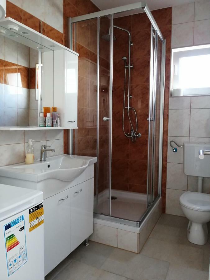 Kuca Za Odmor Postonjski Maslenica Exterior photo